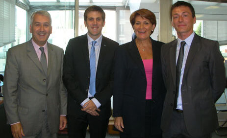 La Ministre de la famille, Claude Greff, en visite chez Petits-fils