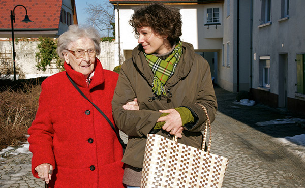 Aide à domicile et service à la personne âgée à Saint-Cyr-sur-Loire par Petits-fils Aide à domicile et service à la personne âgée à Saint-Cyr-sur-Loire par Petits-fils