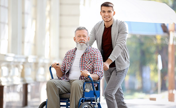 Aide-a-domicile-pour-personnes-agees-Besançon-Petits-fils Aide à domicile pour personnes âgées à Besançon Petits-fils
