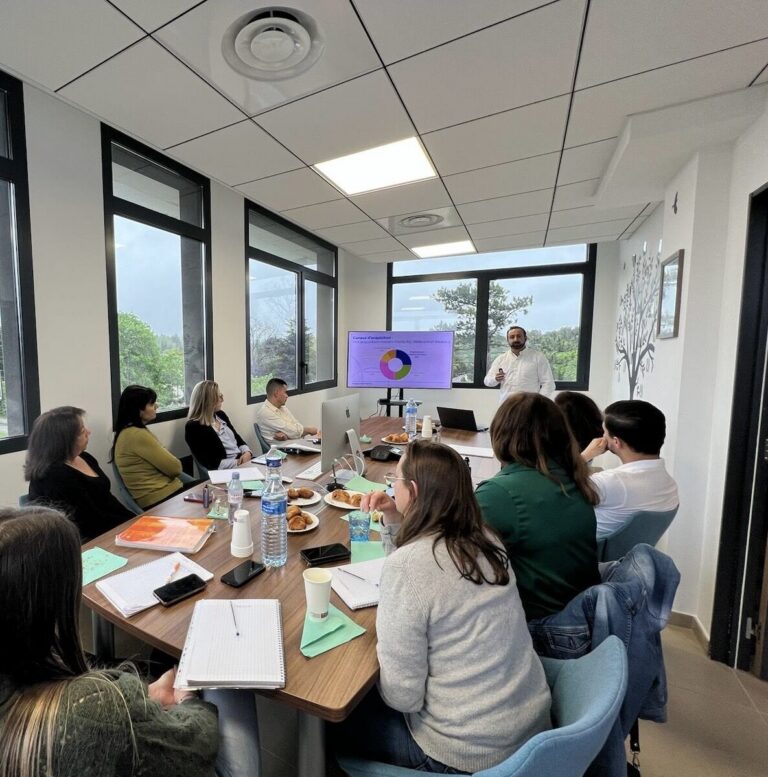 Agence d’aide à domicile Petits-fils Aix-en-Provence - Équipe 8