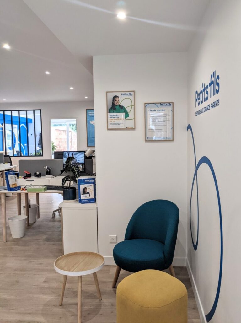 Agence d’aide à domicile Petits-fils Asnières - Locaux 7
