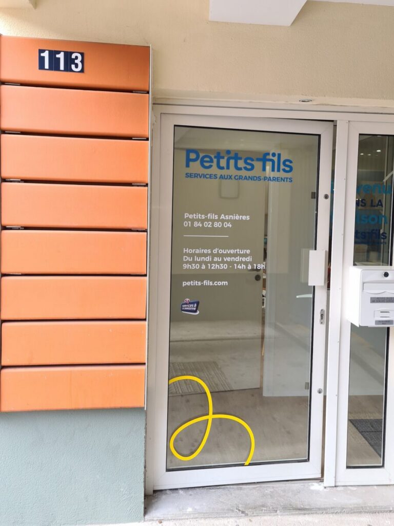 Agence d’aide à domicile Petits-fils Asnières - Locaux 11