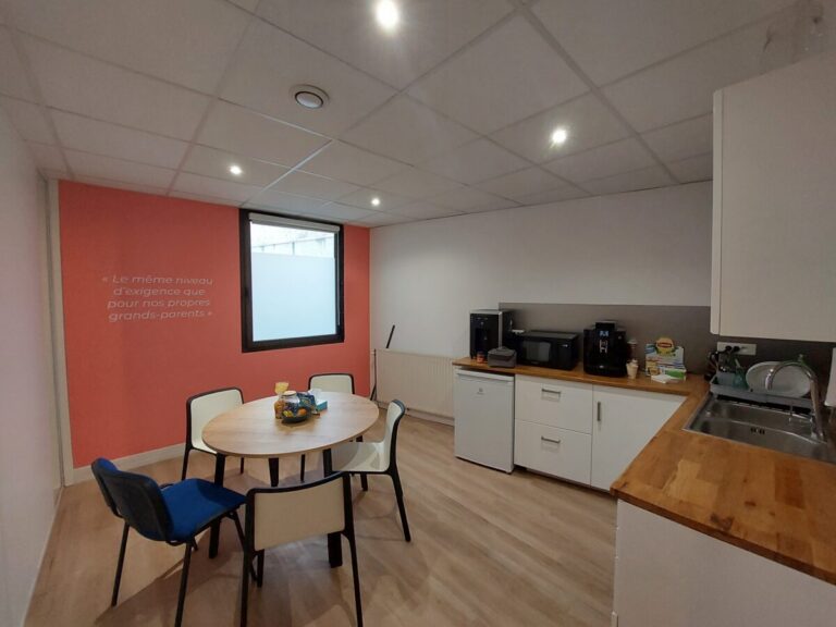 Agence d’aide à domicile Petits-fils Boulogne-Billancourt - Locaux 3