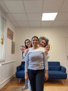 Agence d’aide à domicile Petits-fils Courbevoie - Équipe 4