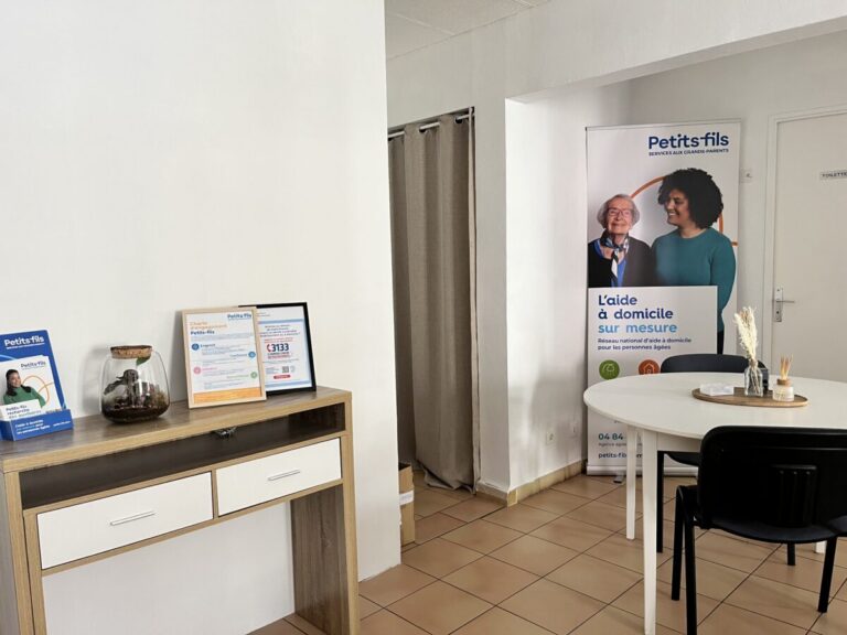 Agence d’aide à domicile Petits-fils Digne-les-Bains - Locaux 3