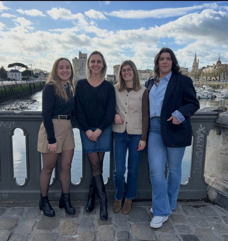 Agence d’aide à domicile Petits-fils La Rochelle - Équipe 1