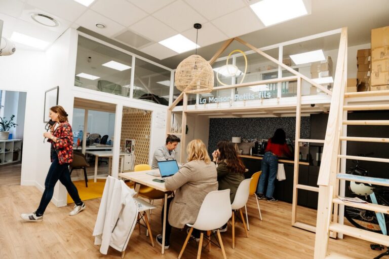 Agence d’aide à domicile Petits-fils Lyon Bellecour - Équipe 2