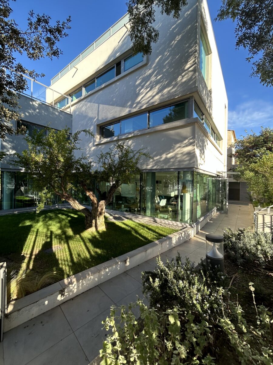 Agence d’aide à domicile Petits-fils Marseille Saint-Barnabé - Locaux 1