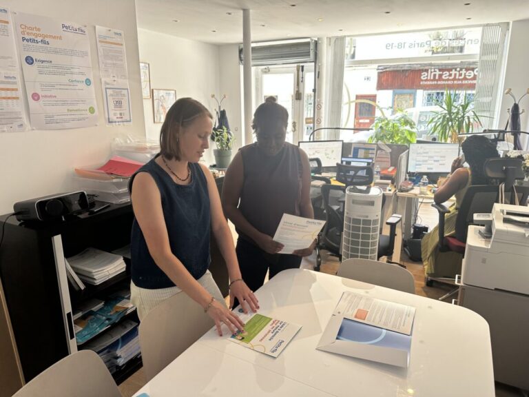 Agence d’aide à domicile Petits-fils Paris 18 - Équipe 2