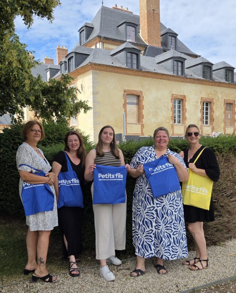 Agence d’aide à domicile Petits-fils Plaisir - Équipe 2