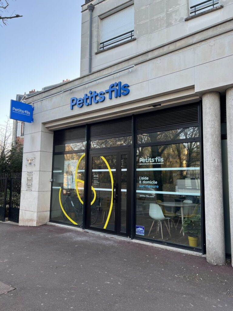 Agence d’aide à domicile Petits-fils Saint-Cloud - Locaux 9